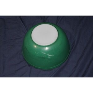 Pyrex rainbow Primary set green bowl Only Fair